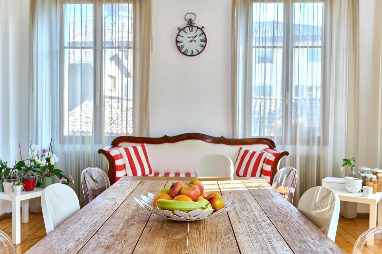 Al Cavour 34 Bed & Breakfast Trento Eksteriør bilde